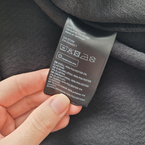 Little black dress, size 6 - Picture 9 of 10